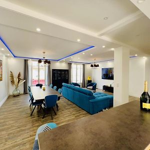 Appartement met Drie Slaapkamers